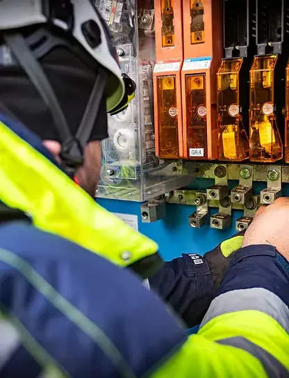 Raccordement sur un tableau de distribution industriel