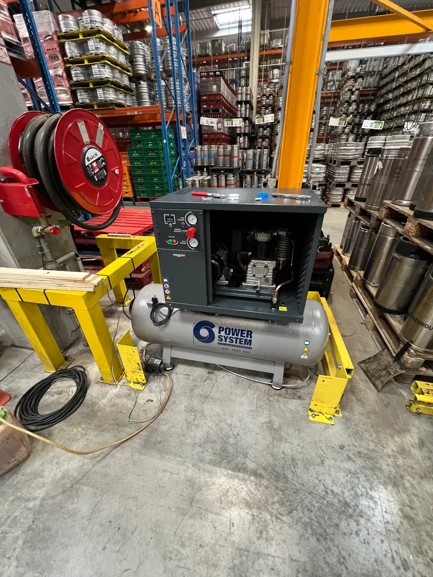 Compresseur à piston insonorisé